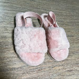 NWOB Koolaburra by UGG sandals style number 1116914